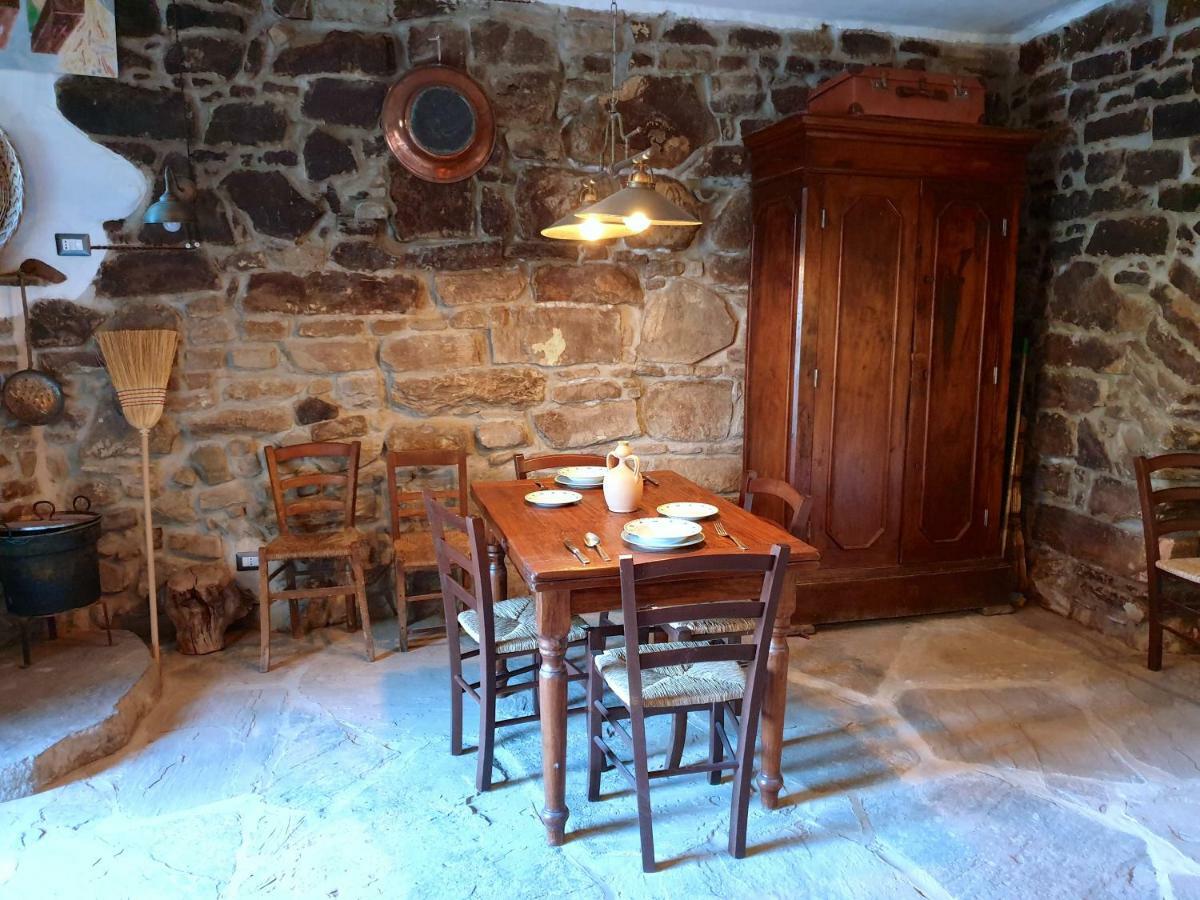 Casa Contadina Lejlighed Castelmezzano Eksteriør billede