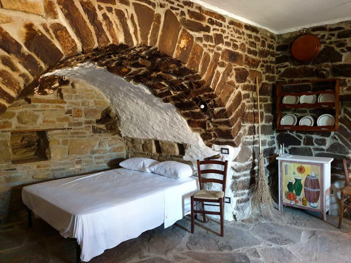Casa Contadina Lejlighed Castelmezzano Eksteriør billede