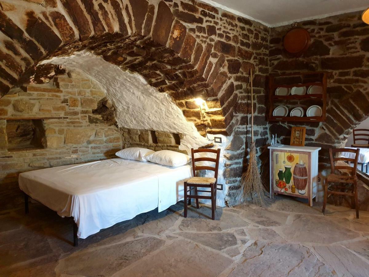 Casa Contadina Lejlighed Castelmezzano Eksteriør billede